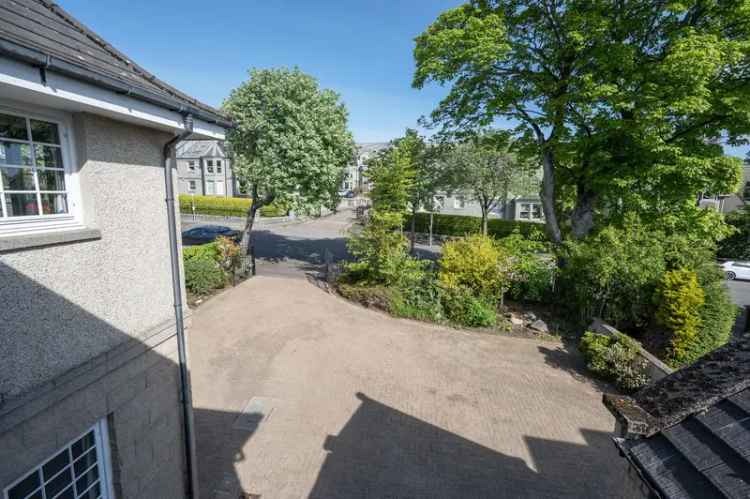 4 Bedroom Detached Villa West End Aberdeen