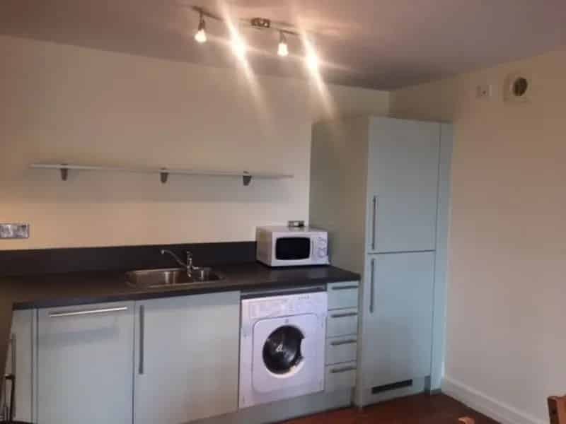 2 Bedroom Flat To Rent Available May 30 2025