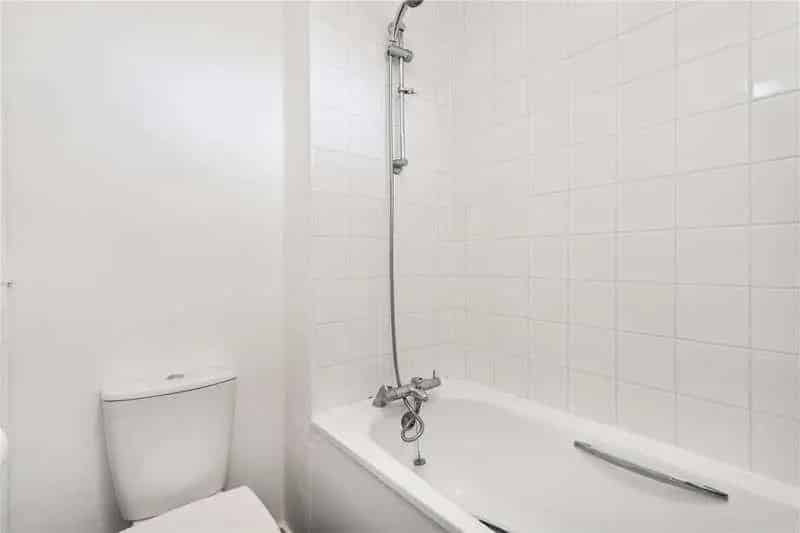 1 Bed Flat for Sale in Georgina Gardens, East London