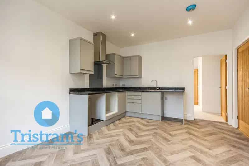 1 Bedroom Apartment House to Rent Beeston Town Centre