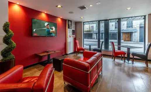 100m² Aberdeen Student Flat 1 Room Gold Plus Studio