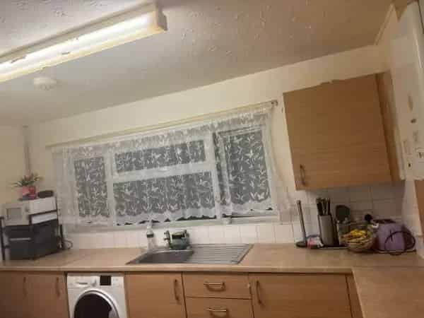 3-4 Bedroom Bournemouth Apartment Near Town Centre With Right To Buy
