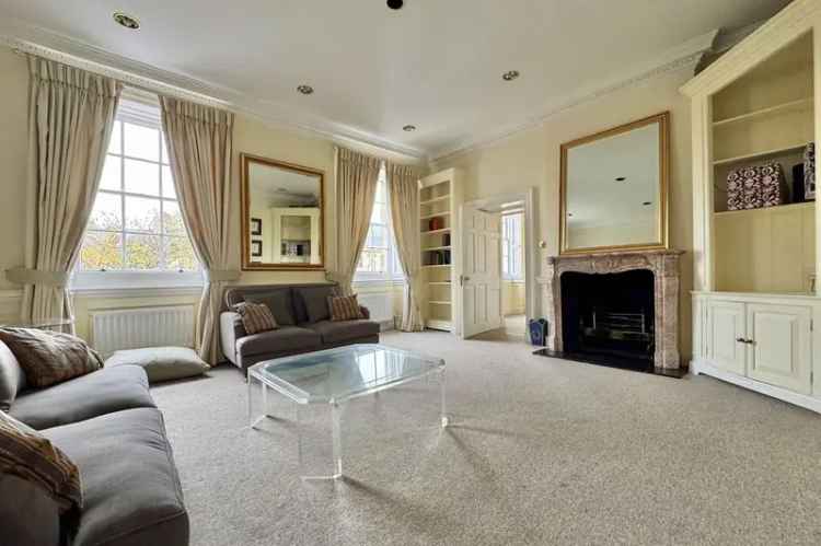 3 Bedroom Maisonette for Sale in Bath