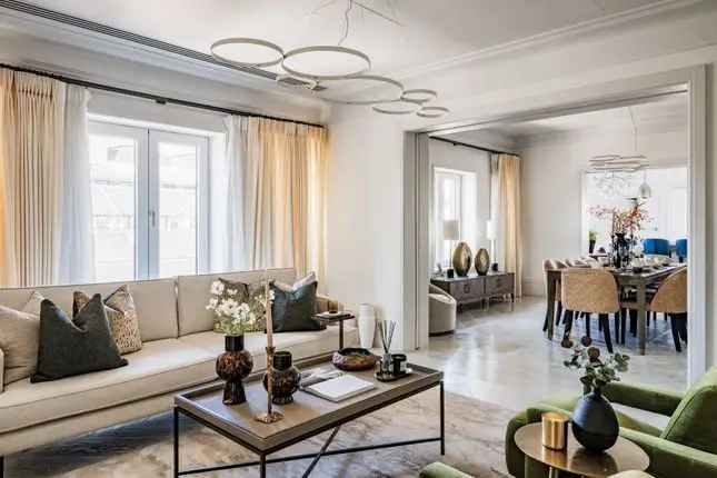 Flat for sale in Southampton Street, London WC2E