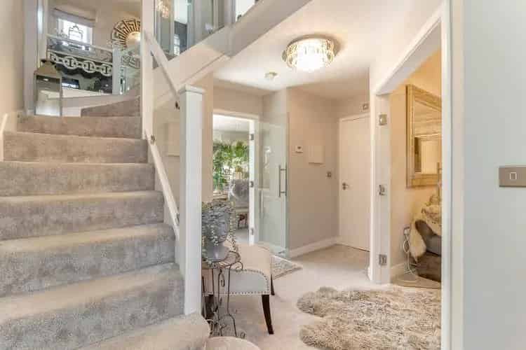 4 Bed Detached House For Sale