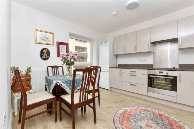 2 Bedroom Apartment for Sale - No Onward Chain