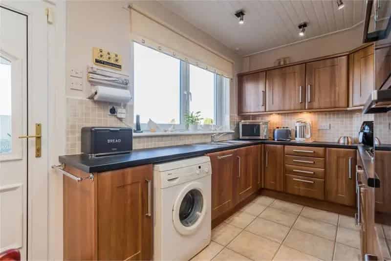 3 Bed Detached Bungalow with Garage and Gardens