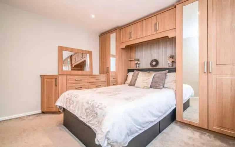 4 Bed Detached House for Sale - Modern Family Home No Chain
