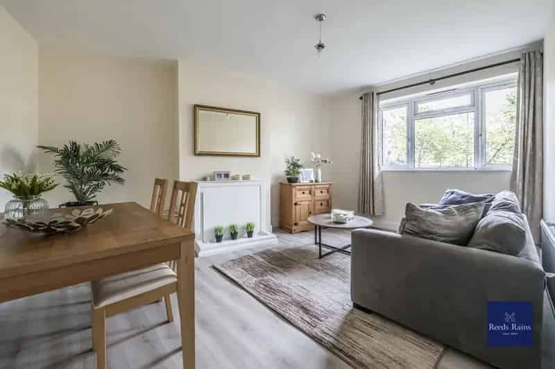 2 Bedroom Flat to Rent London SE1 - Close to Lambeth North Tube