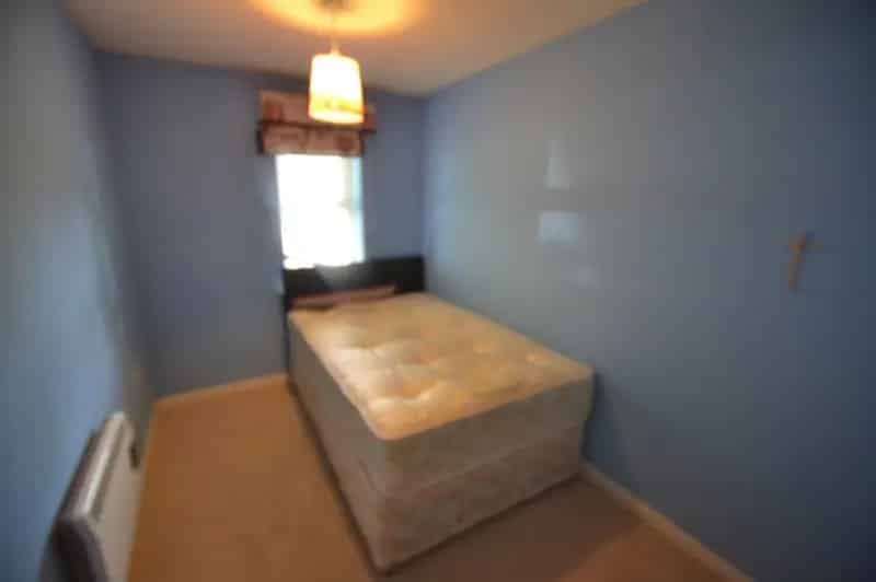 2 Bedroom Flat For Sale Near Glenfield Hospital