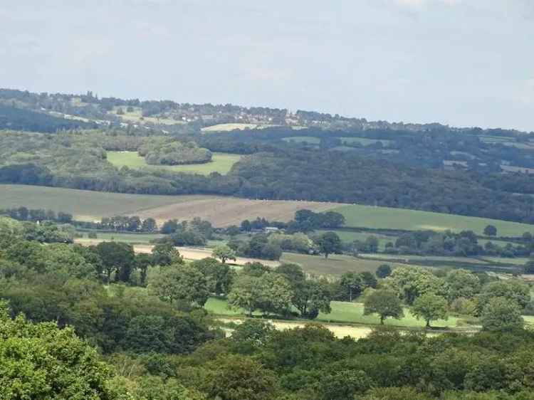 6 Bedroom Detached Cottage 5.5 Acres Stunning Views Multi Generational Potential