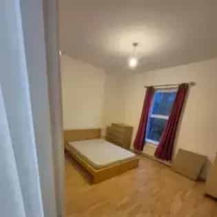 3 Bed 2 Bath Flat Manchester 62m² Available January 2025