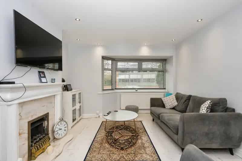 Three Bedroom Detached Home Newton le Willows