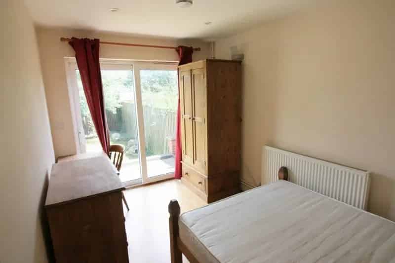 1 bedroom House of Multiple Occupation
 To Rent
