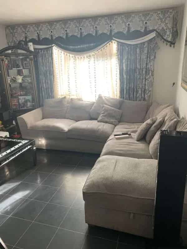 3 Bedroom Maisonette Near Stratford Westfield