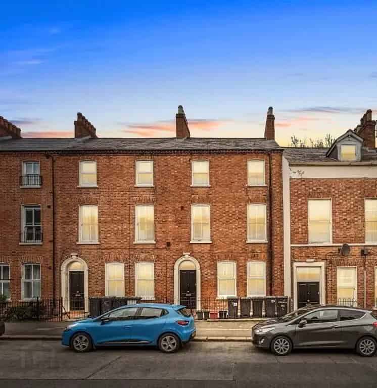 Modern Furnished Apartment near Queen's University Belfast