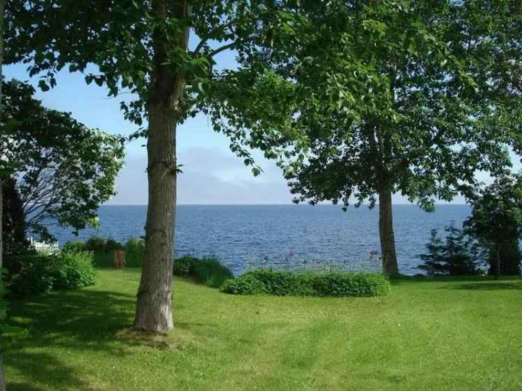 Lakefront Cottage for Sale