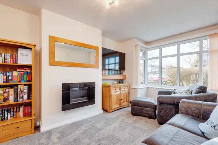 3 Bed Semi-Detached Home for Sale on Lakes Estate