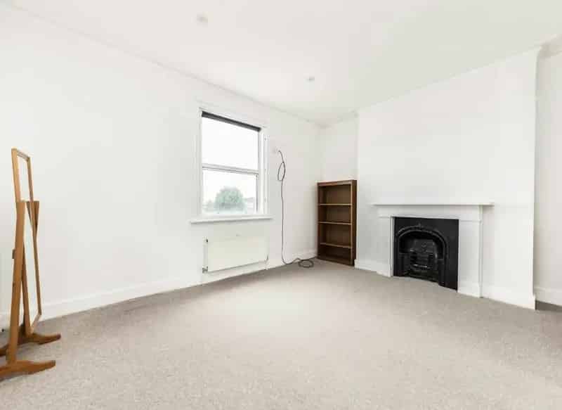 Spacious 3-Bedroom Apartment near Kensal Green and Willesden Junction