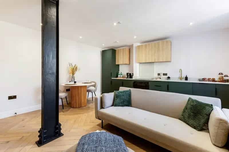1 bedroom flat for sale