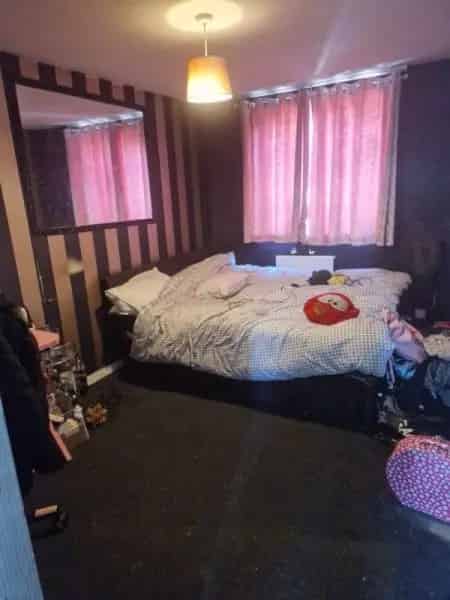 2 Bed Flat Wanted Nottingham Sheffield Area