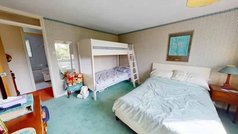 4 bedroom House
 For Sale