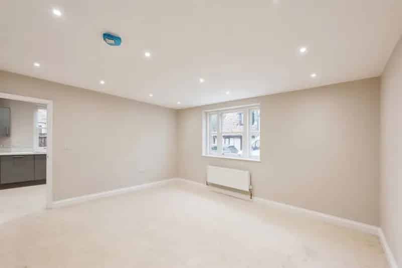 New Build Two Double Bedroom House Town Centre Location