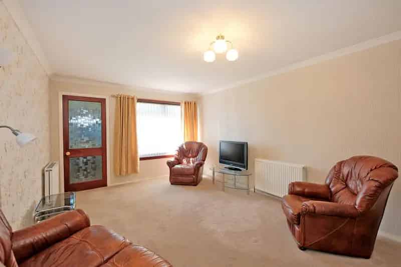 Spacious 2-Bedroom Flat in Bridge of Don