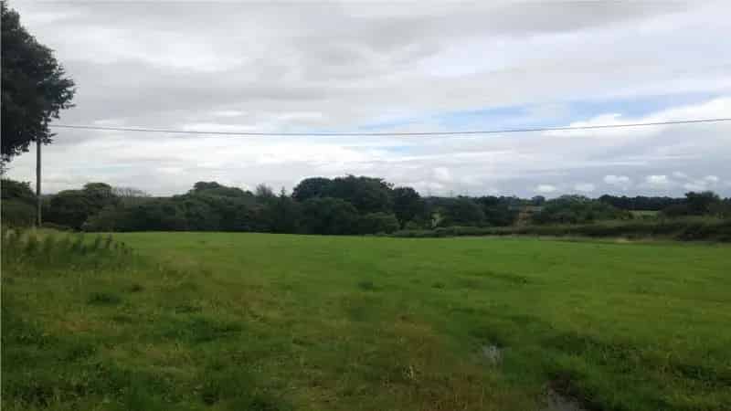 Development Opportunity: Two Adjacent Sites Totaling 4.47 Ha