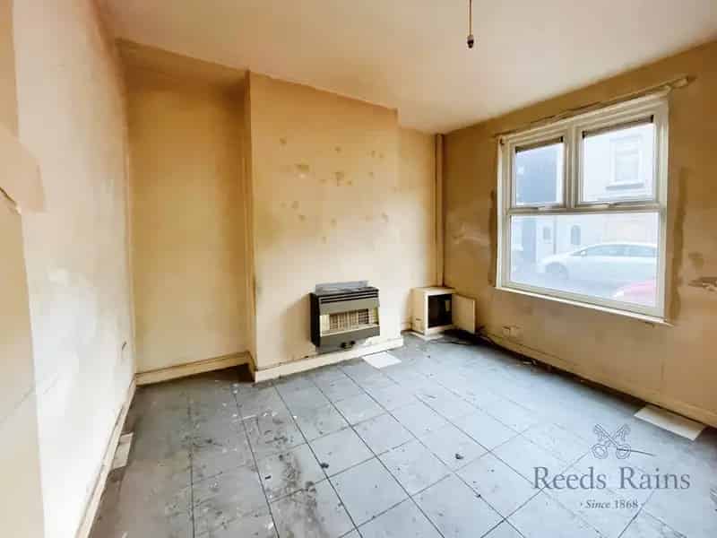 1 Bedroom Mid Terrace House For Sale Liverpool L4