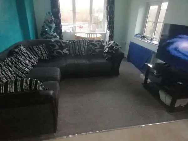 Flat For Rent in West Suffolk, England