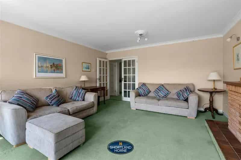 4 Bedroom Detached Bungalow House to Rent