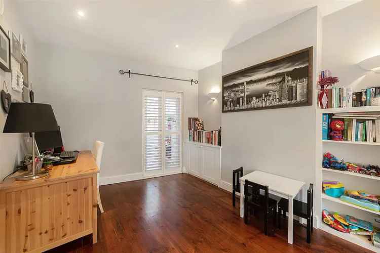 Terraced House for sale with 4 bedrooms, Berrymead Gardens, London