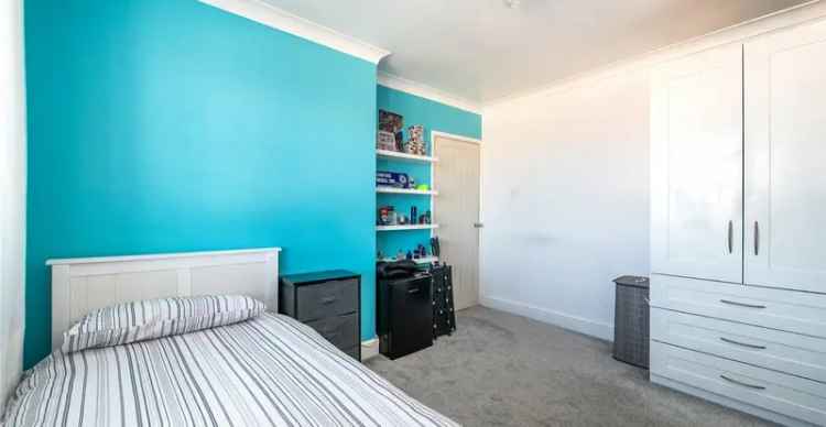 4 Bedroom House for Sale Gravesend Extended Semi Detached Driveway Garden