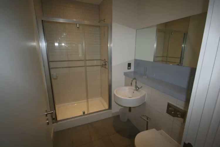 2 Bedroom Apartment in City Center Great Northern Tower