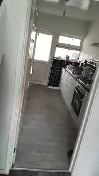 3 Bed House with Shower Bath Living Room Kitchen and Laundry