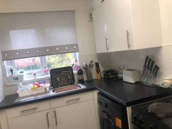 Flat For Rent in Tamworth, England