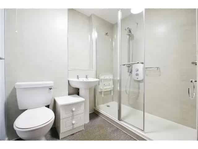 2 Bedroom Flat for Sale Stirling