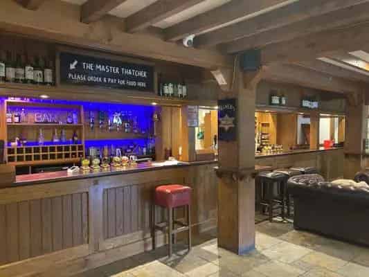 Master Thatcher Pub: Large Thatched Farmhouse Style Pub for Sale
