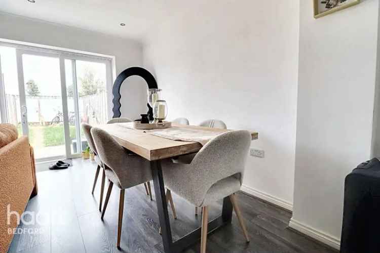 3 Bedroom Semi-Detached House for Sale in Bedford