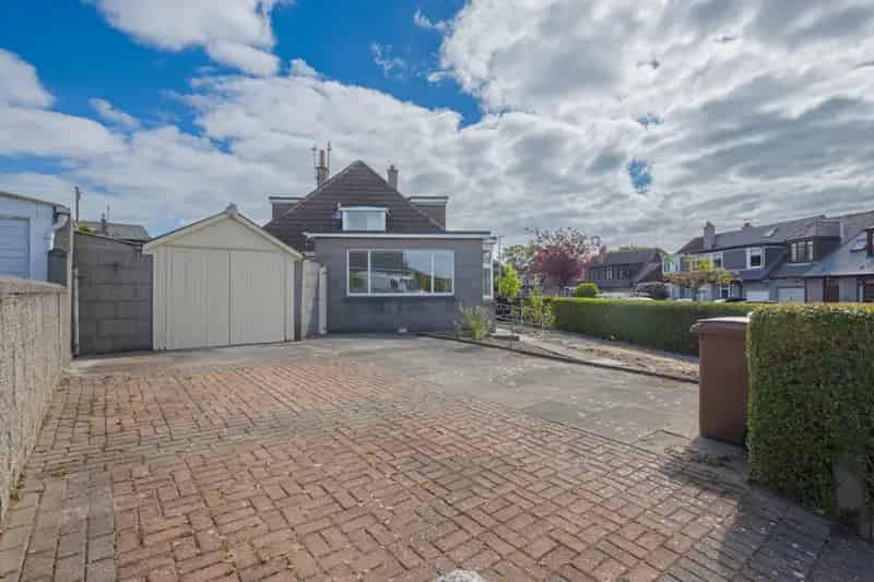 4 Bedroom House To Rent