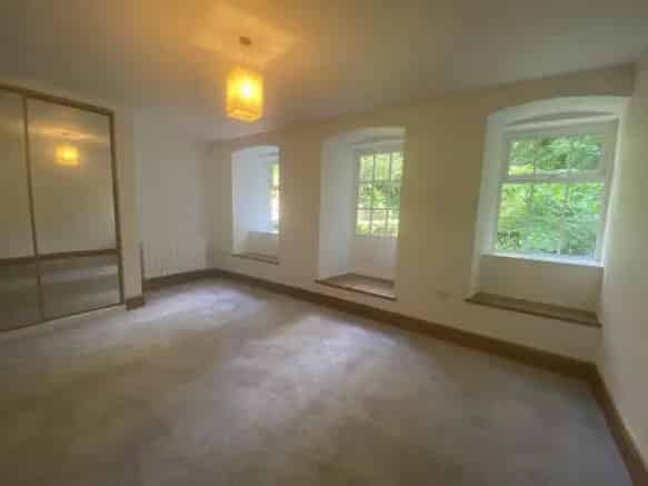 One Bedroom Converted Mill Apartment with Private Grounds