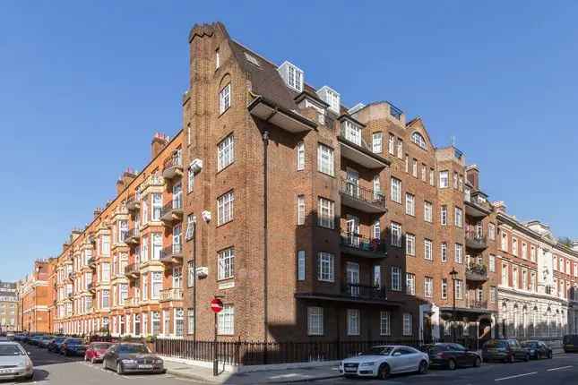 3-Bedroom Apartment near Marylebone High Street and Baker Street