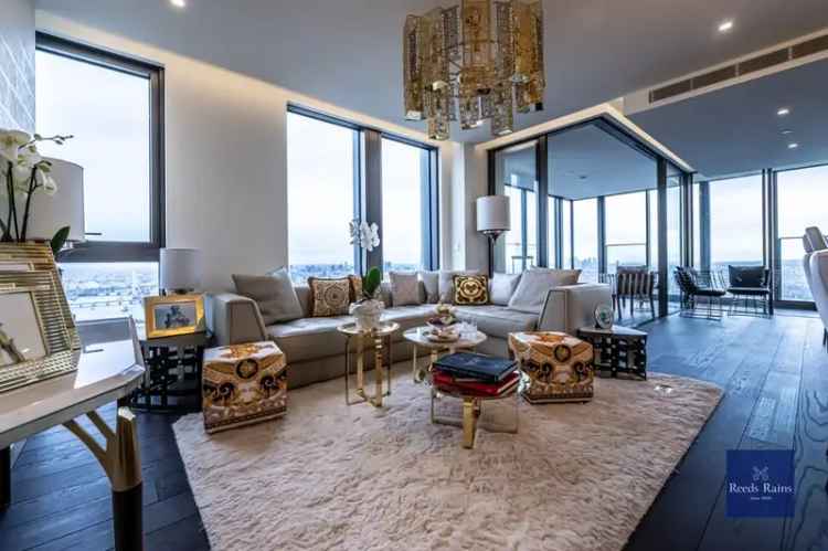 2 Bedroom Flat for Sale in London SW8