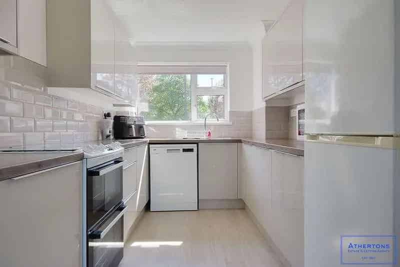 3 Bed Family Home for Sale in Fleet's Bridge Poole