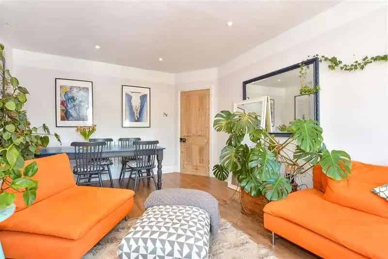 2 Bed Flat for Sale in Southsea