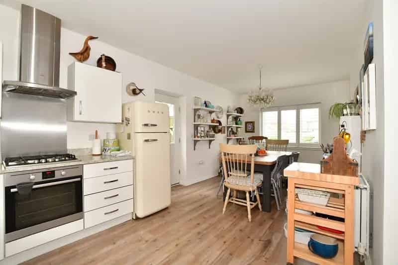 4 Bedroom Detached House for Sale Near Yapton