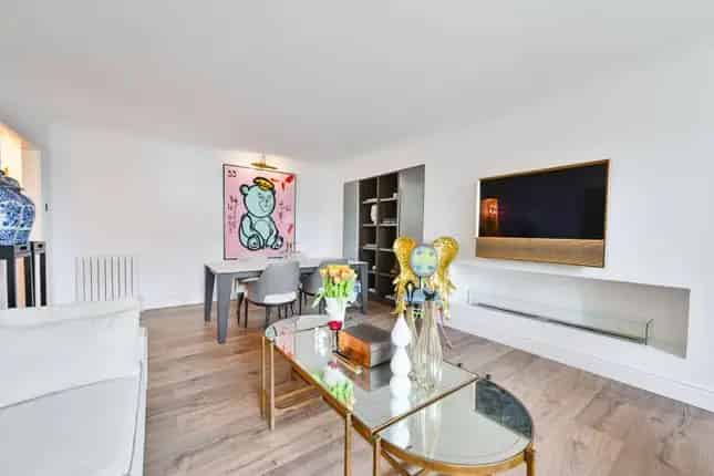 Flat for sale in St John's Wood Park, St John's Wood, London NW8