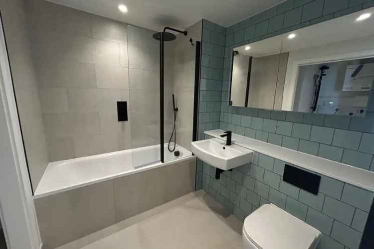 Watford 1-Bedroom Apartments Near Station Gym Cinema Rooftop Terrace