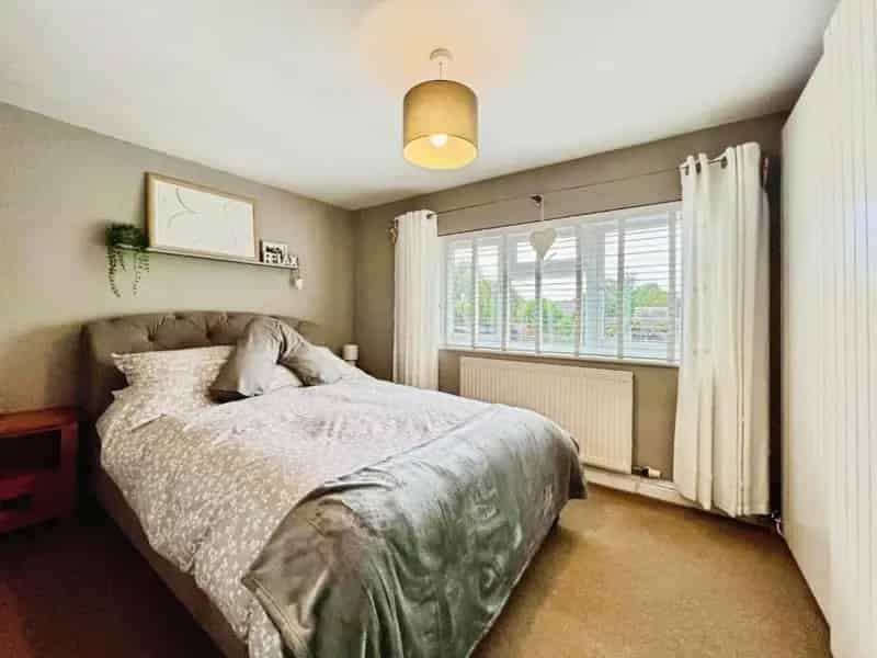 3 Bed End Terrace House for Sale